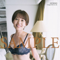 小坂井祐莉絵（撮影／細居幸次郎）