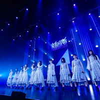 日向坂46五期生「新参者二〇二五 Live at THEATER MILANO-Za」ⒸSeed & FlowerLLC