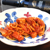 ＜自家製グアンチャーレのアマトリチャーナ＞単品：702円