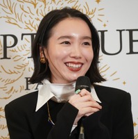 飯豊まりえ【写真：竹内みちまろ】