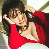 磯山さやかデビュー25周年写真集アナザーバージョン『afterglow』©須藤敬一／講談社