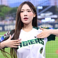 現役女子高生と見間違える可愛さ…韓国チアガールのミニスカ制服SHOTに絶賛相次ぐ「魅力的！」【PHOTO】