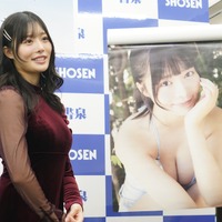 高鶴桃羽【写真：竹内みちまろ】