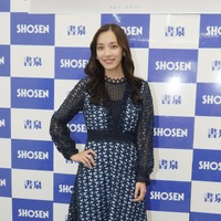 都丸紗也華【写真：竹内みちまろ】