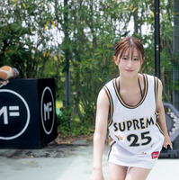 撮影:中山雅史 ヘアメイク:進藤澪燿子 スタイリング:米丸友子