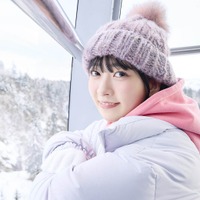 「鈴原希実 2026 カレンダーブック」（C)KADOKAWA