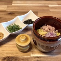 壺そばと薬味、追いダレの小壺