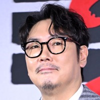 俳優チョ・ジヌンは引退を宣言　少年時代の犯罪歴を初報した記者の告発事件、ソウル警察庁に割り当て