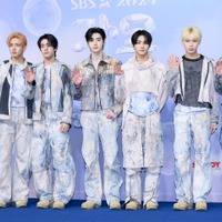 ENHYPEN、新ALを謎めいた方法で“ネタバレ”!?愉快な魅力のメンバー別ショート動画公開