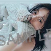 鈴木愛理、宮古島撮影の未公開カット満載！4月始まりの「2026卓上カレンダー」発売決定 画像