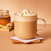 『はちみつ生姜 米糀ミルク ラテ』（Hot）＜テイクアウト＞ Short ¥599 / Tall ¥638＜店内利用＞ Short ¥610 / Tall ¥650