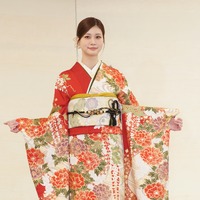 生見愛瑠【写真：竹内みちまろ】