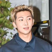 BTS・RM、所属事務所HYBEに不満？「会社がもう少し僕たちに愛情を…」と意味深なメッセージ