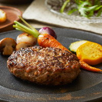 福袋購入者はその場で当たるグルメギフトや、ソフトドリンク無料券が当たる福くじ付