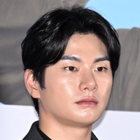 “女性問題の疑惑”が影響？日本ドラマに出演予定のイ・イギョン、バラエティ番組MCを一時降板へ