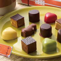 【同率5位】ピエール マルコリーニ 東京駅限定セレクション 10個入り（実勢価格：4,806円）