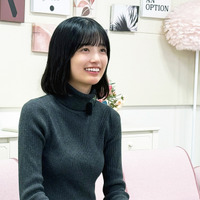 インタビューに応える五百城茉央