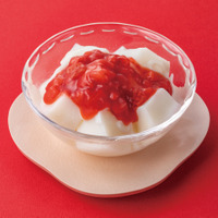 もっちりみるくわらび　いちご（税込270円）