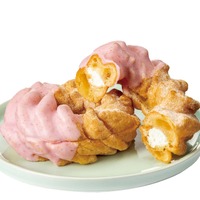 フレンチクルーラー いちご（税込170.64円）