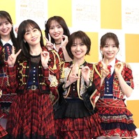 AKB48＆AKB48 OGメンバー【撮影：小宮山あきの】