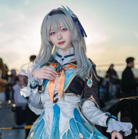 ホタル『崩壊:スターレイル』／りり（X：@riri__cos1）