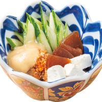 白みそで愉しむ、奈良漬けとクリームチーズのあん肝小鉢（税込 319円）