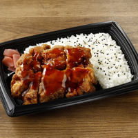 「南蛮酊監修 ザンタレ弁当」697円（税込）