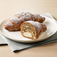 「函館美鈴珈琲監修　珈琲ホイップクロワッサン」194円（税込）