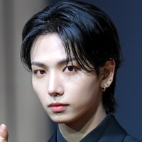 BOYNEXTDOOR・ジェヒョン、夜の東京で“彼氏感”発揮！無邪気な笑顔にキュン「リアコ製造機」【PHOTO】