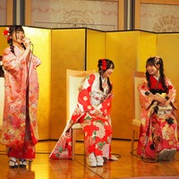 左から河村優愛、倉島杏実、大村杏(衣装協力・株式会社清水屋)　撮影／山田