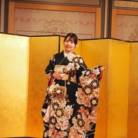 福原心春(衣装協力・株式会社清水屋)　撮影／山田