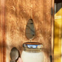 『蔵プリンホワイト』　490円(税込)(キャラメルソース付き)