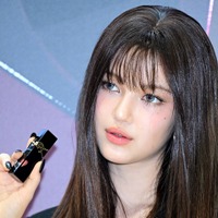 “元NewJeans”ダニエル、46億円規模の損害賠償請求の渦中で3000万円を寄付　継続した善行