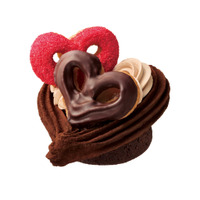 「トリオハート ショコラ＆プラリネ」テイクアウト　669円