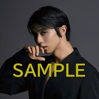 写真集「羽」 通常版ポスターA 面©Toru Yaguchi