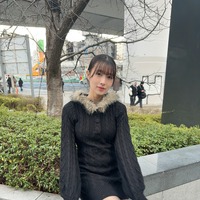 NMB48・安部若菜、美脚目を引くぴったりワンピ！「めっちゃ似合ってる」の声 画像