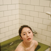 『ENTAME 36℃ vol.03』通常版 セブンネット限定　桃月なしこポストカード　撮影◎Takeo Dec.