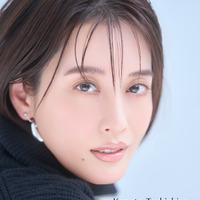 表紙（卓上）『月城かなとオフィシャルカレンダー2026.4-2027.3』©SDP