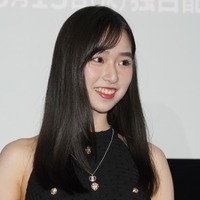 藤岡舞衣【写真：竹内みちまろ】