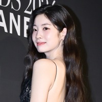 TWICE・ダヒョン、レアな“布少なめ”SHOTが話題！露出が目立つ衣装で健康美全開に