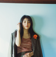 『平川結月CALENDAR 2026.4-2027.3』（撮影：野口花梨）