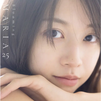 牧野真莉愛 写真集『blooming MARIA25』表紙
