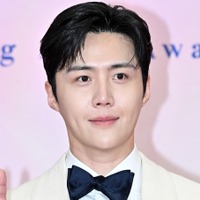 “脱税疑惑”の俳優キム・ソンホ、所属事務所の説明が裏目に？専門家「自ら不利な一手を打った」