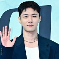 日本リメイクもされたヒット作でデビュー　俳優ソ・ジフン、本日（3日）入隊「元気に行ってきます」