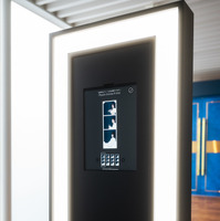 【撮影：田中聖太郎写真事務所】