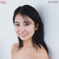 福井梨莉華／『BOMB』3月号（C）ワン・パブリッシング