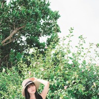 菅井友香 写真集『たびすがい』撮影：田尾沙織（ワニブックス刊）