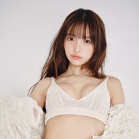 一ノ瀬瑠菜の透明感＆大人びた表情を詰め込んだ一冊！「卓上カレンダー2026」発売決定 画像