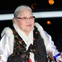 「財産を一銭たりとも相続させるつもりはない」と書き残すも認知症扱いされ…出演映画377本の韓国大女優、12周忌