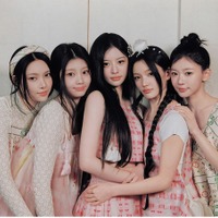 今年は韓服着用せず…ILLIT、東洋美あふれる装いで旧正月あいさつ「健康と幸せが訪れますように」